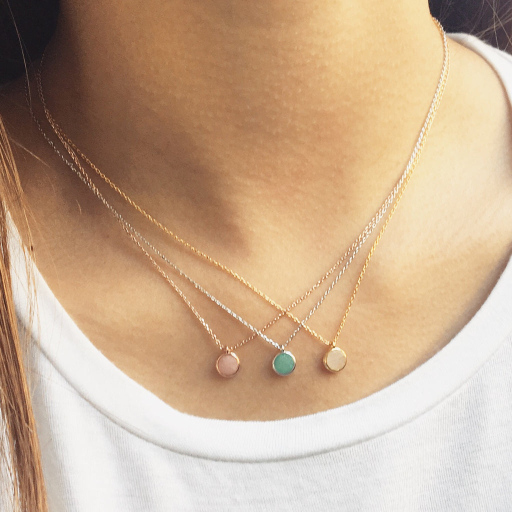 Mini round stone necklace
