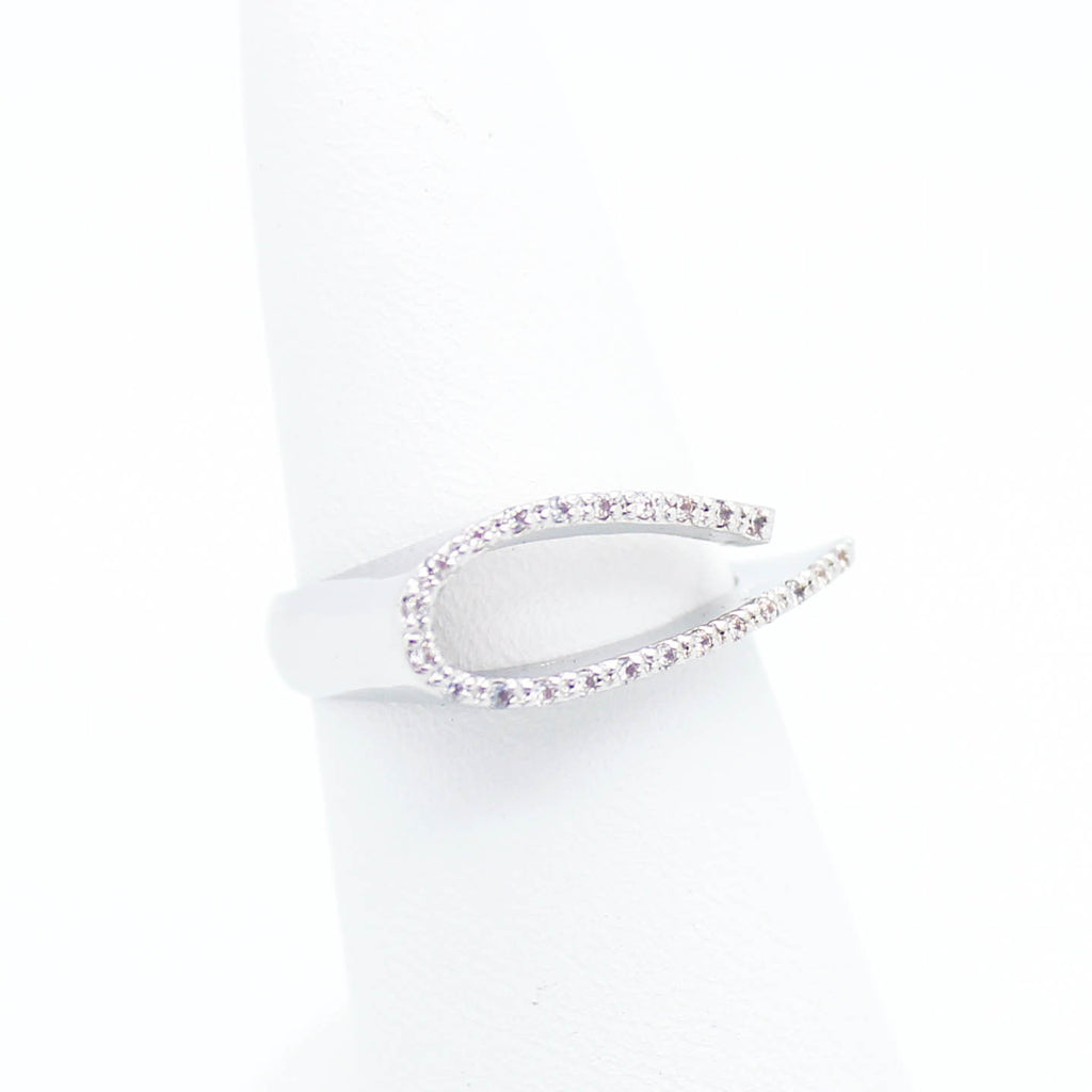 Curved line ring