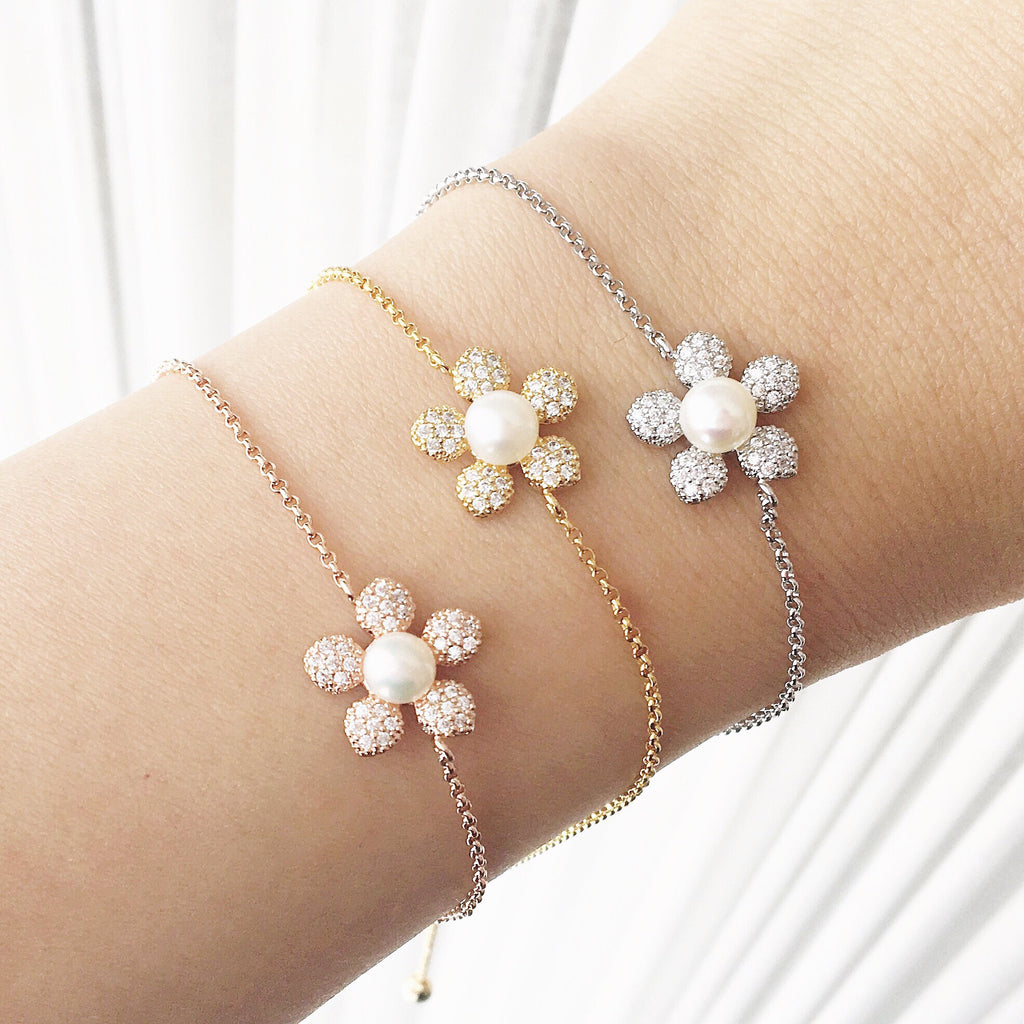 Daisy pearl stone bracelet