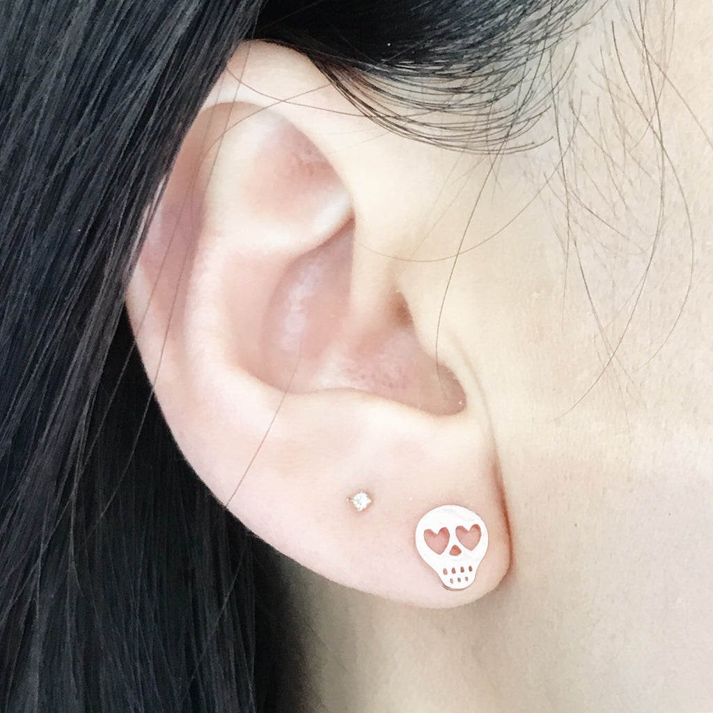 Heart skull earrings