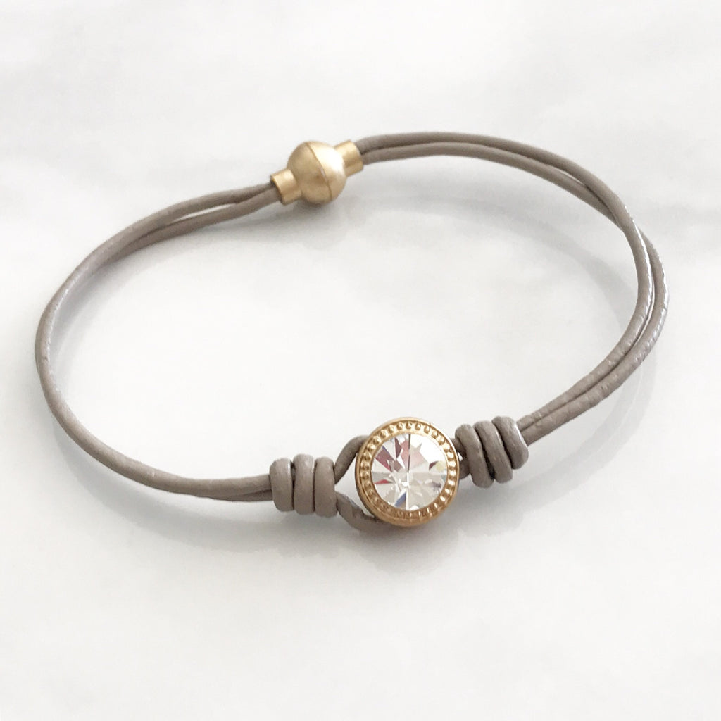Round stone leather bracelet