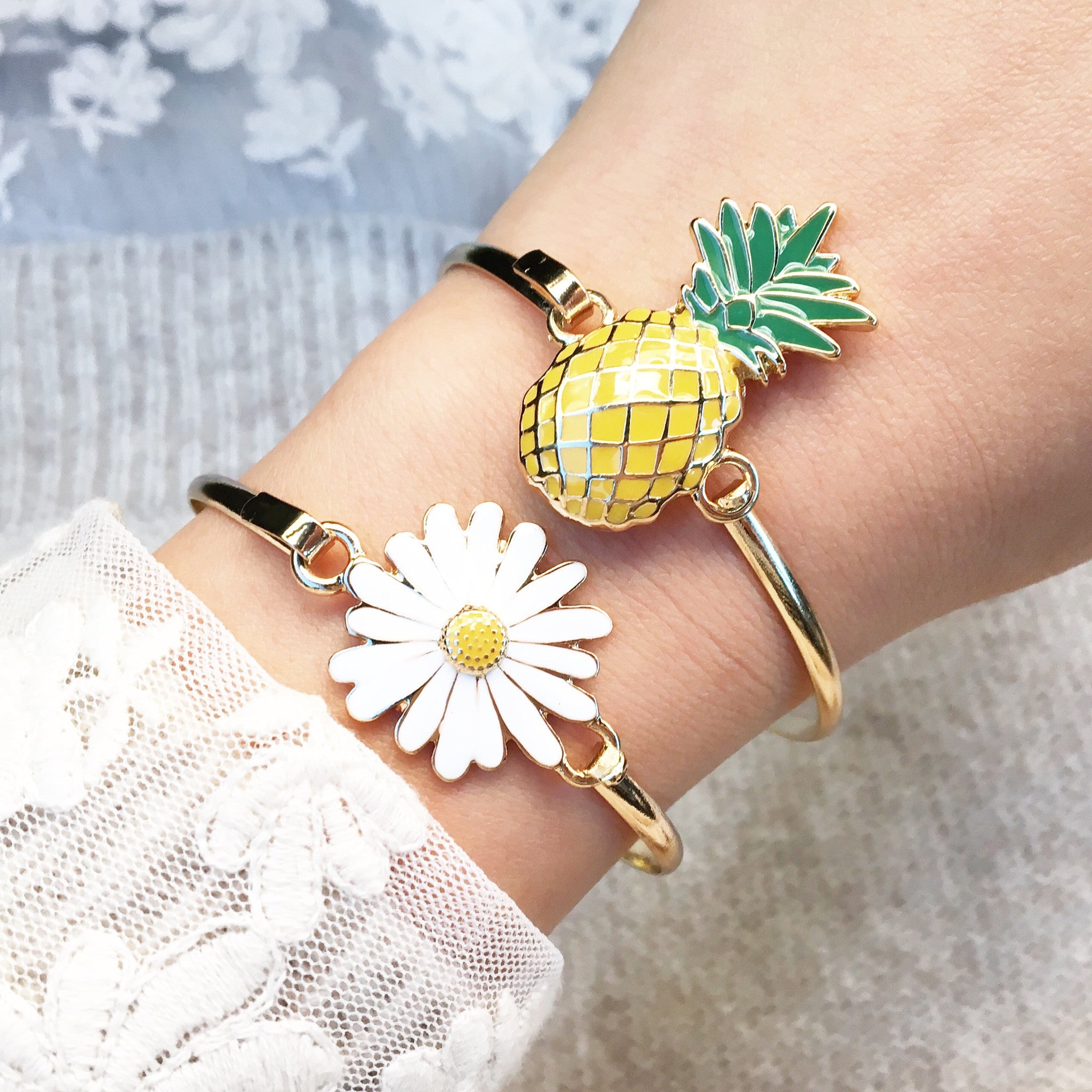 Pineapple outlet bangle