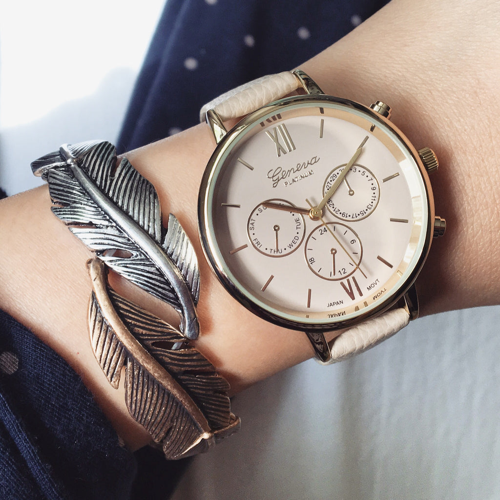 Feather stretch bracelet