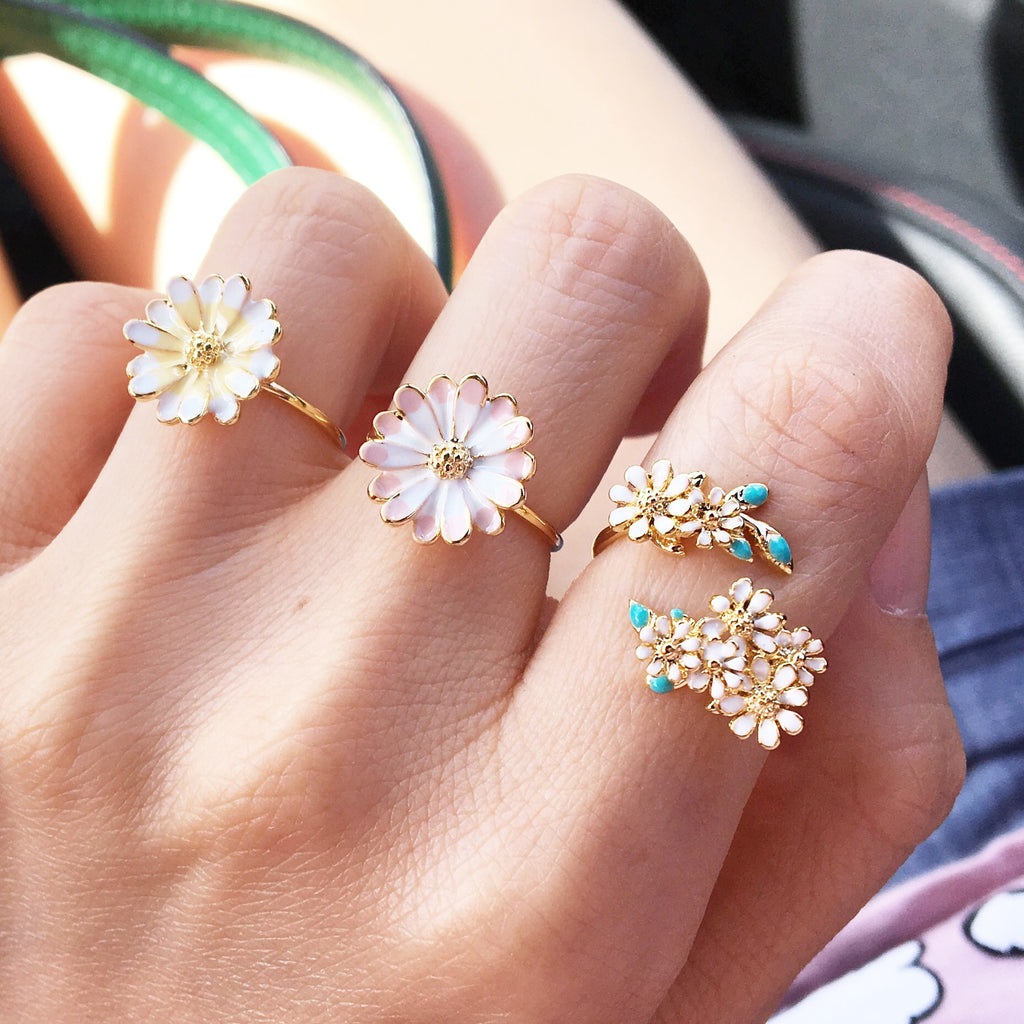 Daisy flower ring