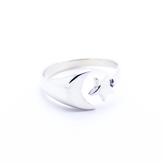 Moon & star sterling silver ring
