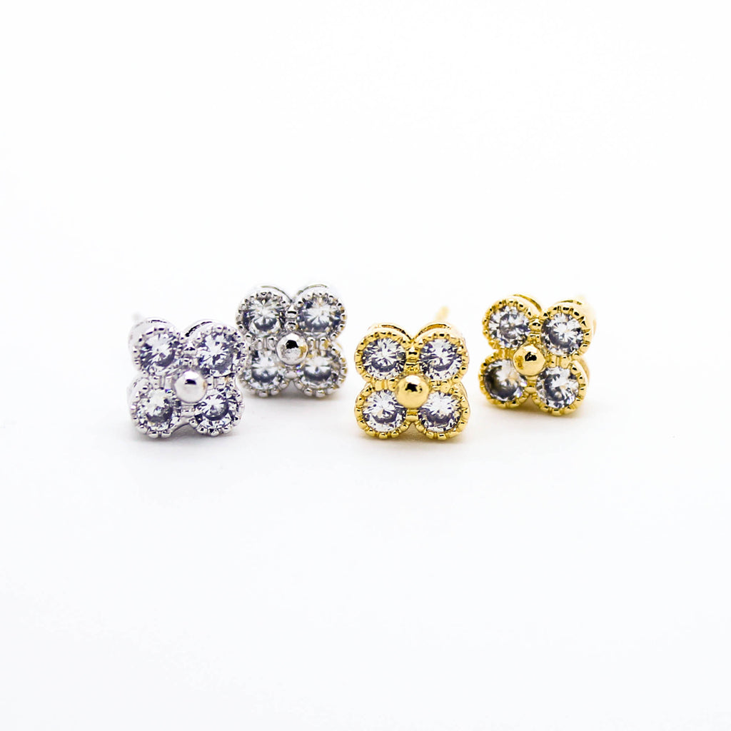 Clover stone earrings