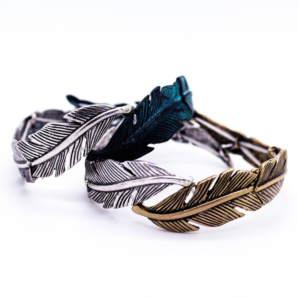 Feather stretch bracelet