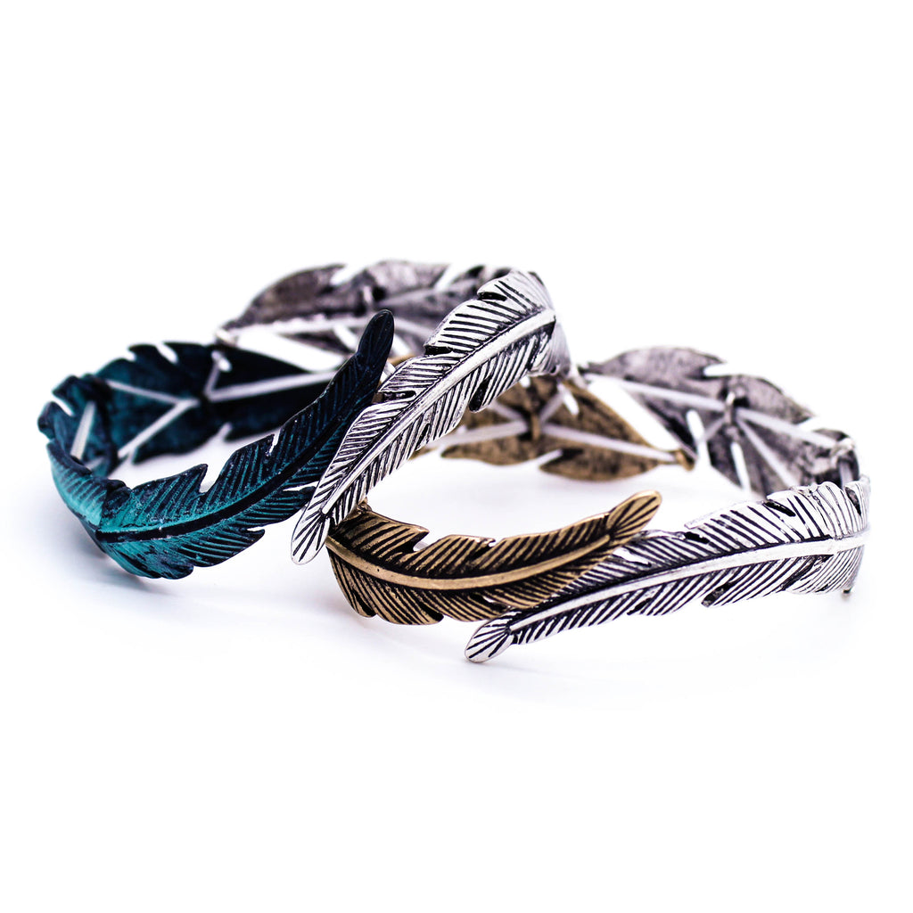 Feather stretch bracelet