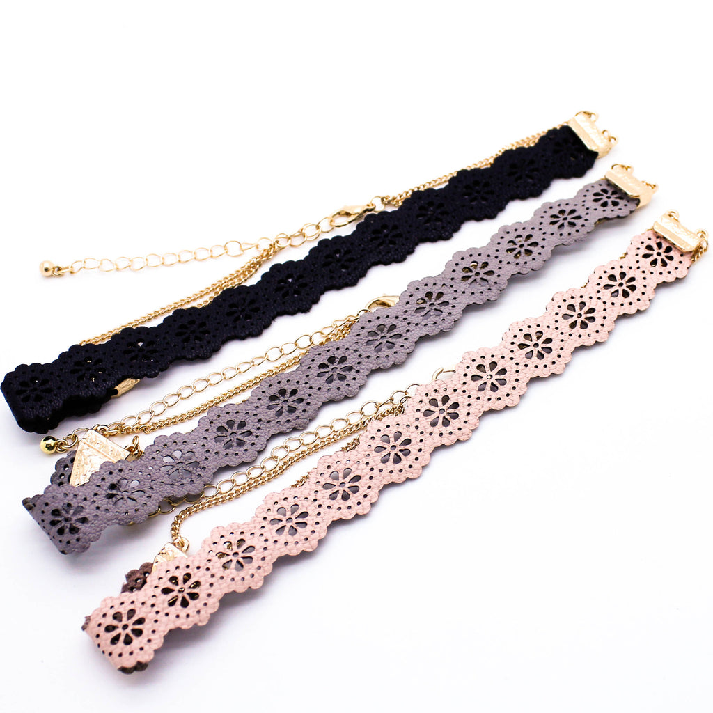 Flower cut choker necklace