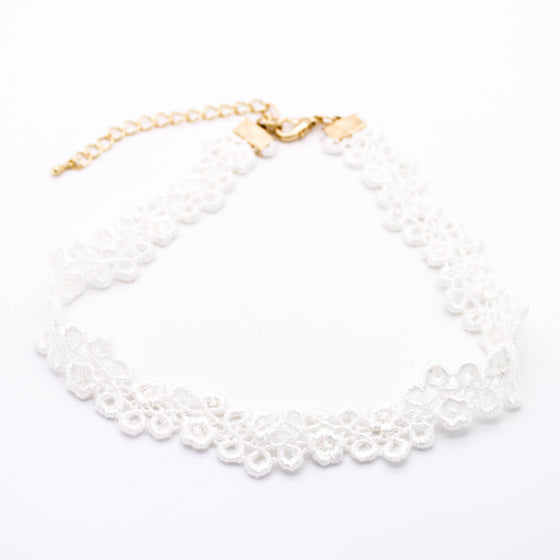 Lacey summer flower choker necklace