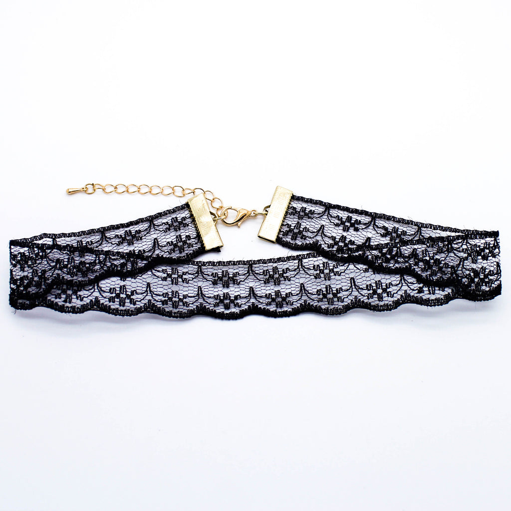 Floral lace choker necklce