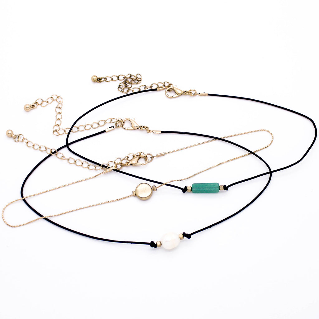White pearl choker set