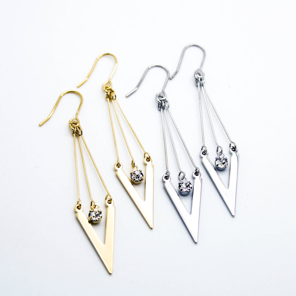 Pointy dangle earrings