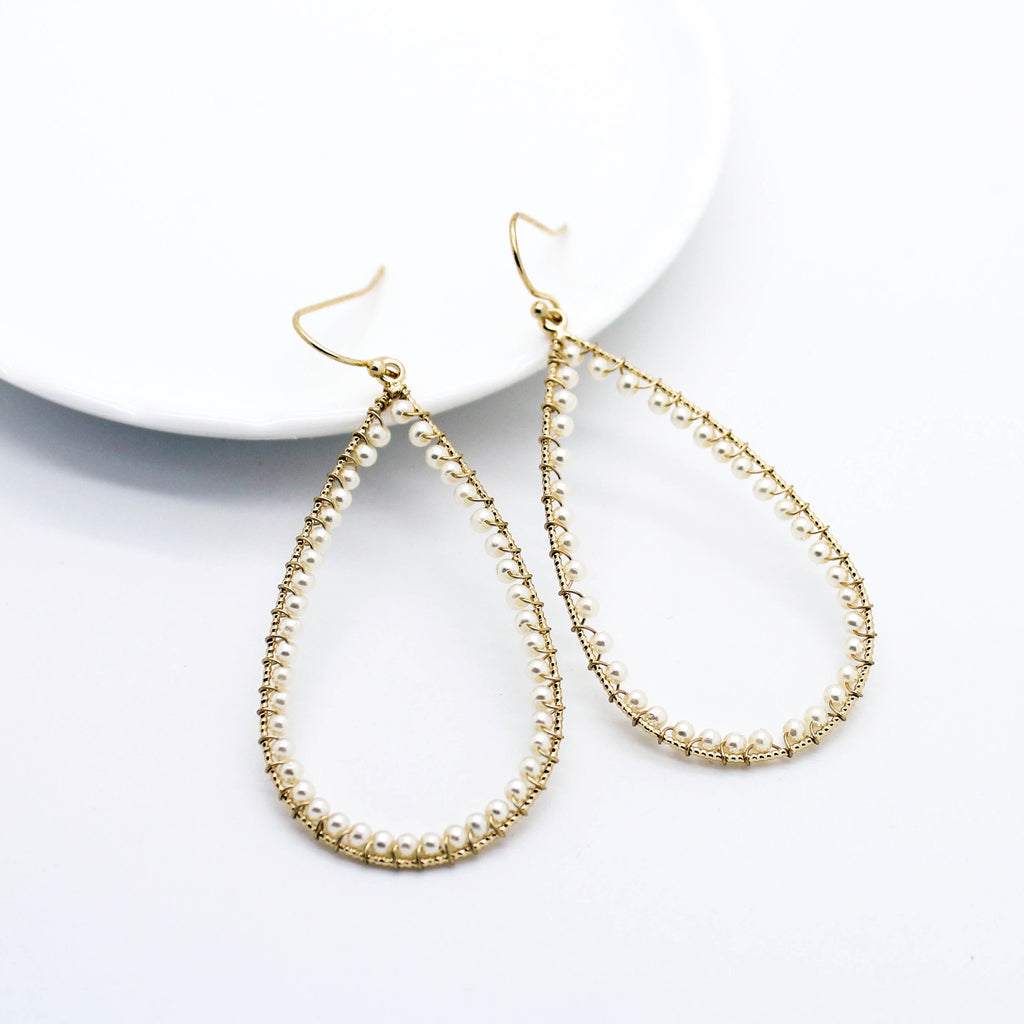 Pearl oval earrings