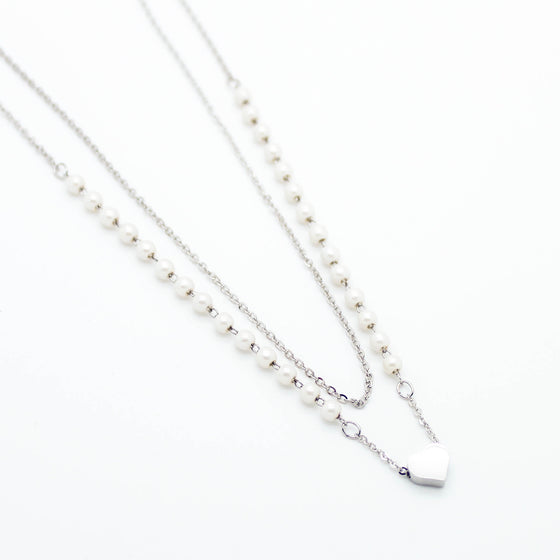 Heart pearl chain necklace