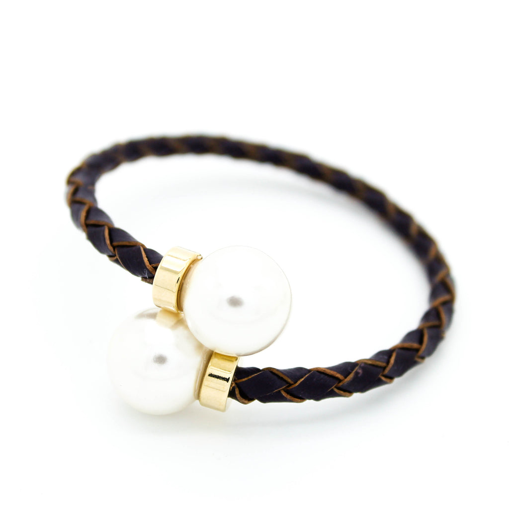 Pearl leather bangle bracelet
