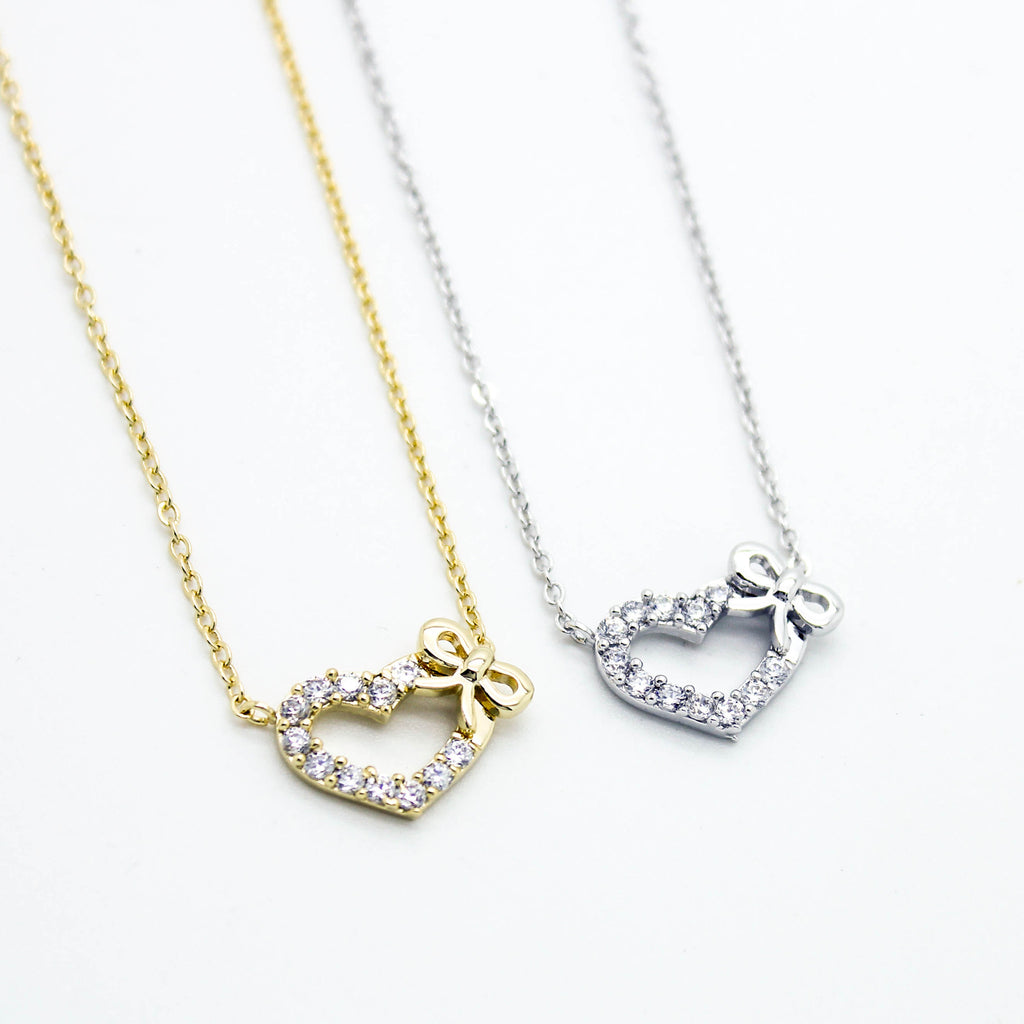 Heart bow necklace