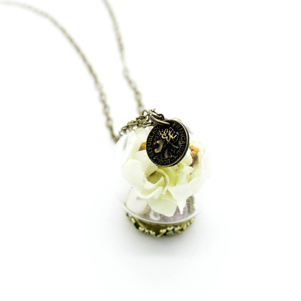 Glass flower long necklace