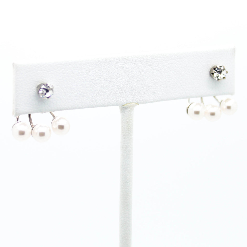 Cutie pearl earrings