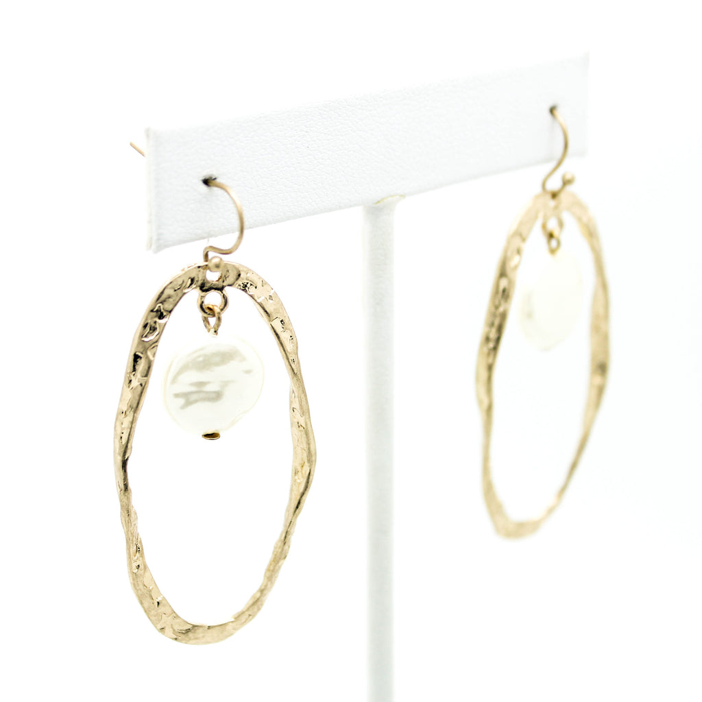 Pearl oval earrings