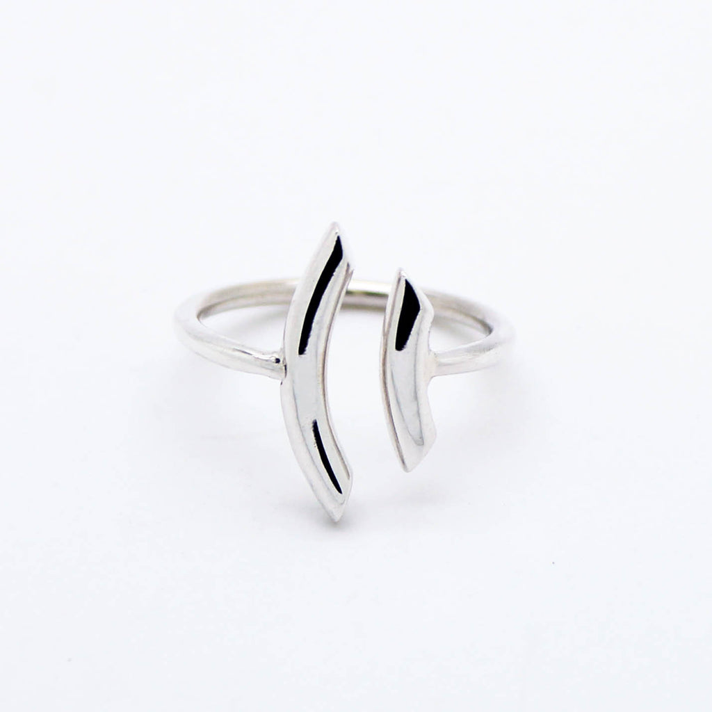 Curved bars sterling silver ring