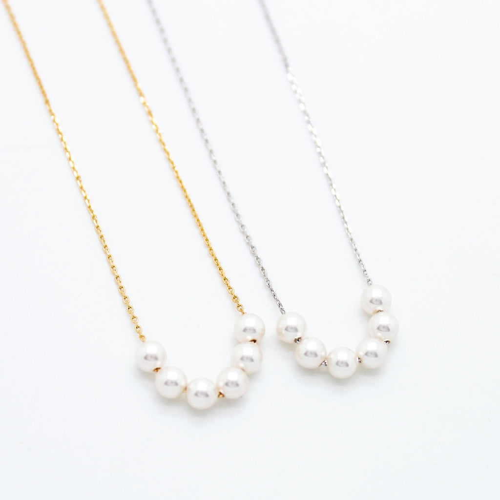 Mini pearl beads necklace