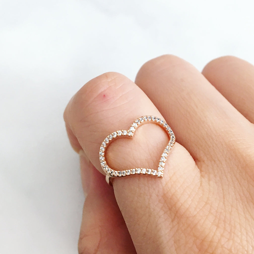 Heart stone ring