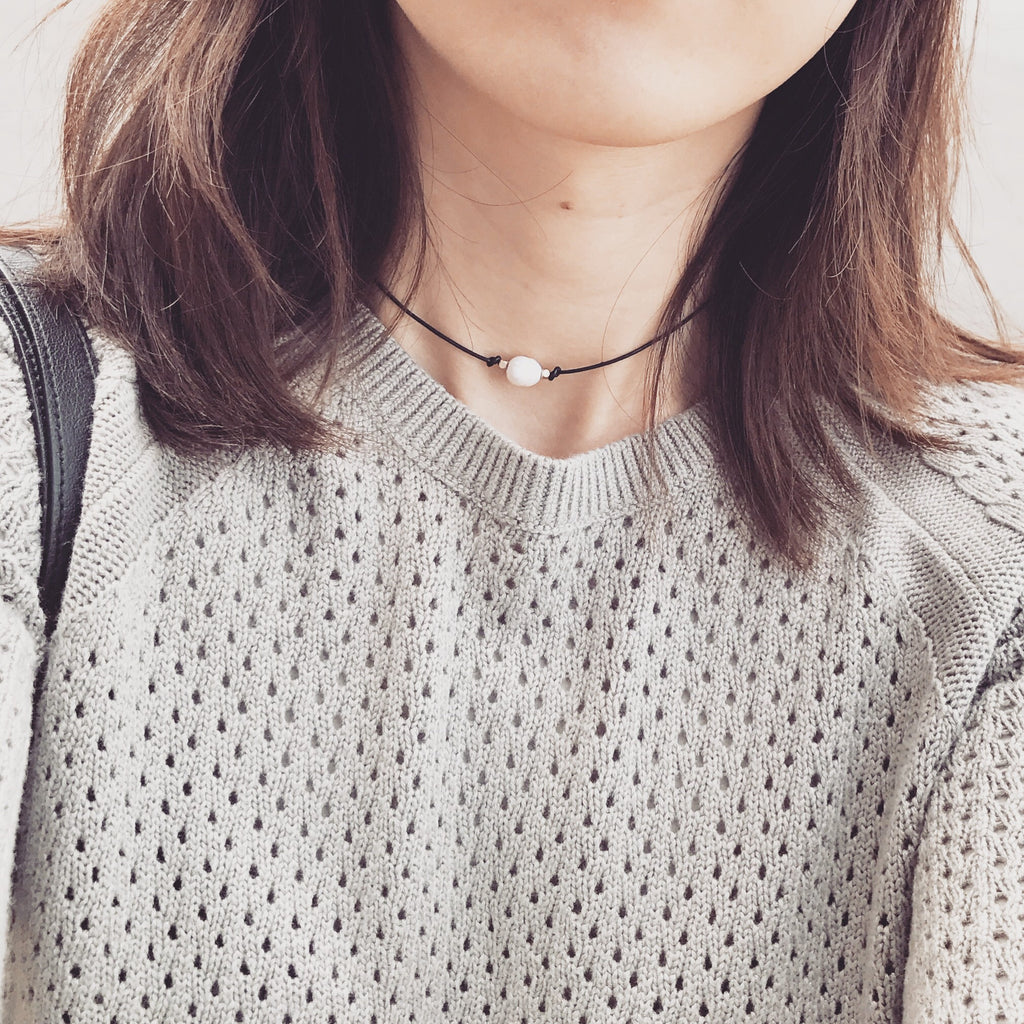 White pearl choker set
